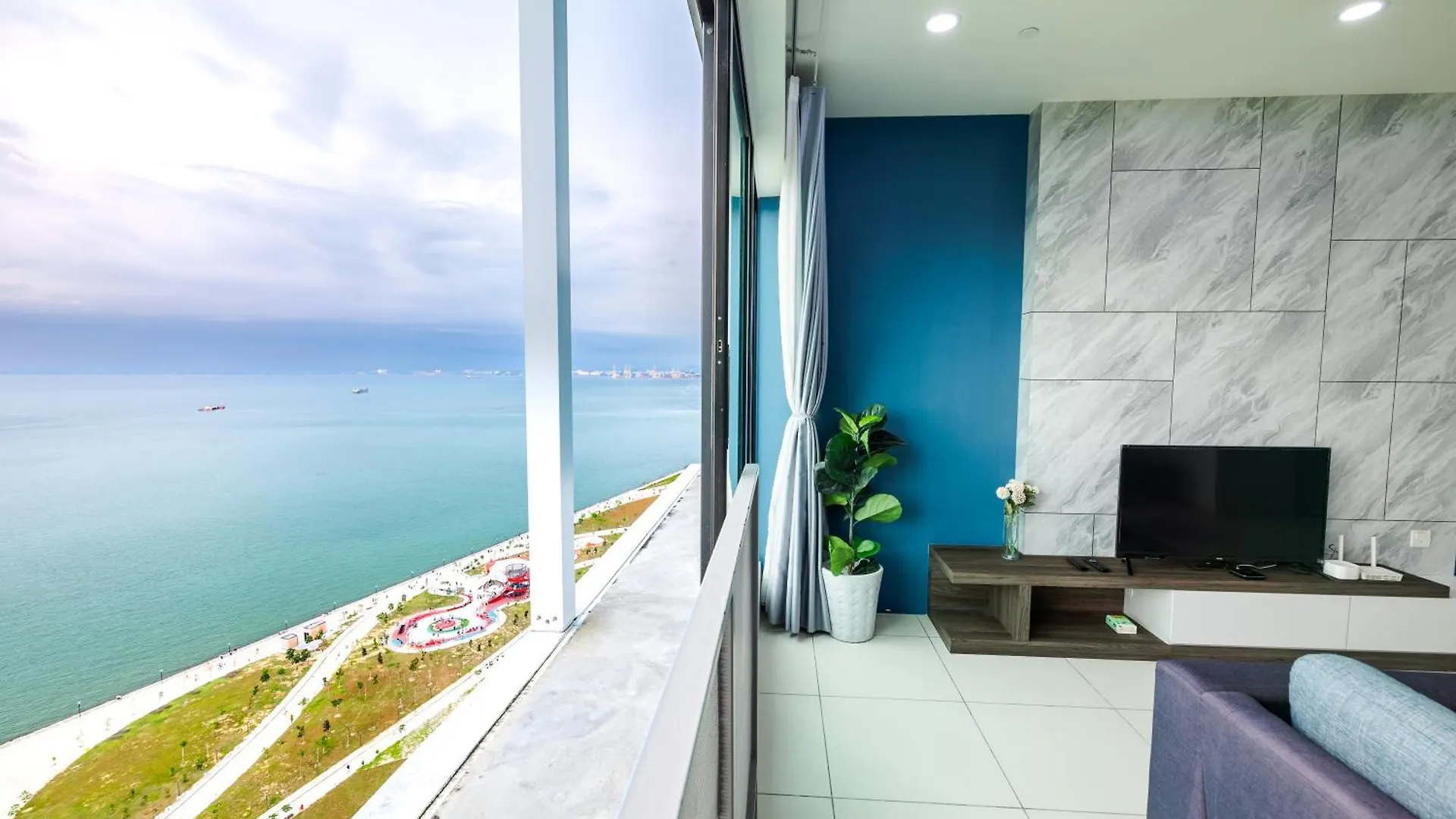 דירה ג'ורג' טאון Sunrise Gurney #Seaview #Gurneydrive #Familystay